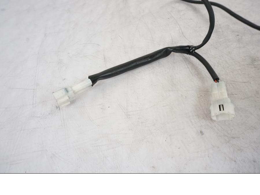 Extrabild1 på Gasreglage från en KTM 1290 Super Duke R -2021 motorcykel.