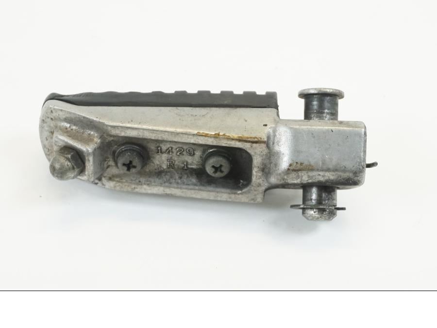 Snett uppifrån på Fotpinne från en Kawasaki ZX-12R -2000 motorcykel.