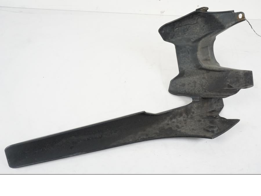 VÀnster sida pÄ Kedjeskydd frÄn en Yamaha MT-07 -2019 motorcykel.