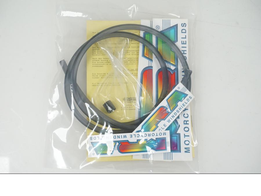 Extrabild1 på Vindruta från en Triumph Trophy 900 -1995 motorcykel.