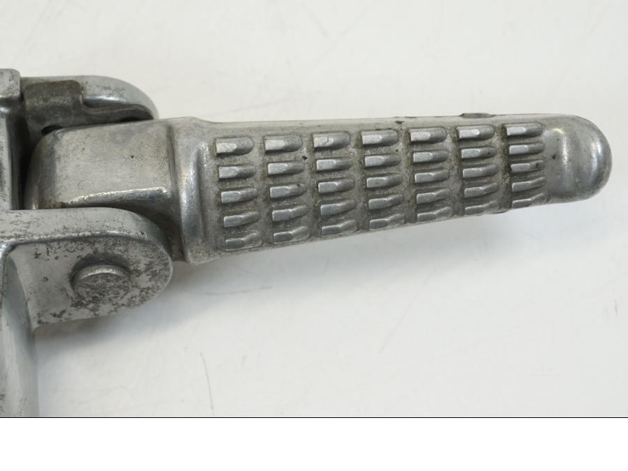 Extrabild3 på Fotpinne från en Kawasaki ZX-12R -2000 motorcykel.