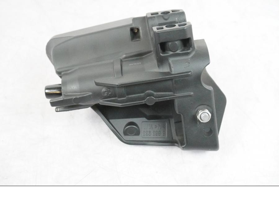 Snett uppifrån på Bromshuvudcylinder från en BMW R 1250 GSA -2021 motorcykel.