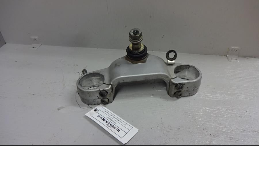 Framsidan på Gaffelkrona från en BMW R 1150 GS -1999 motorcykel.