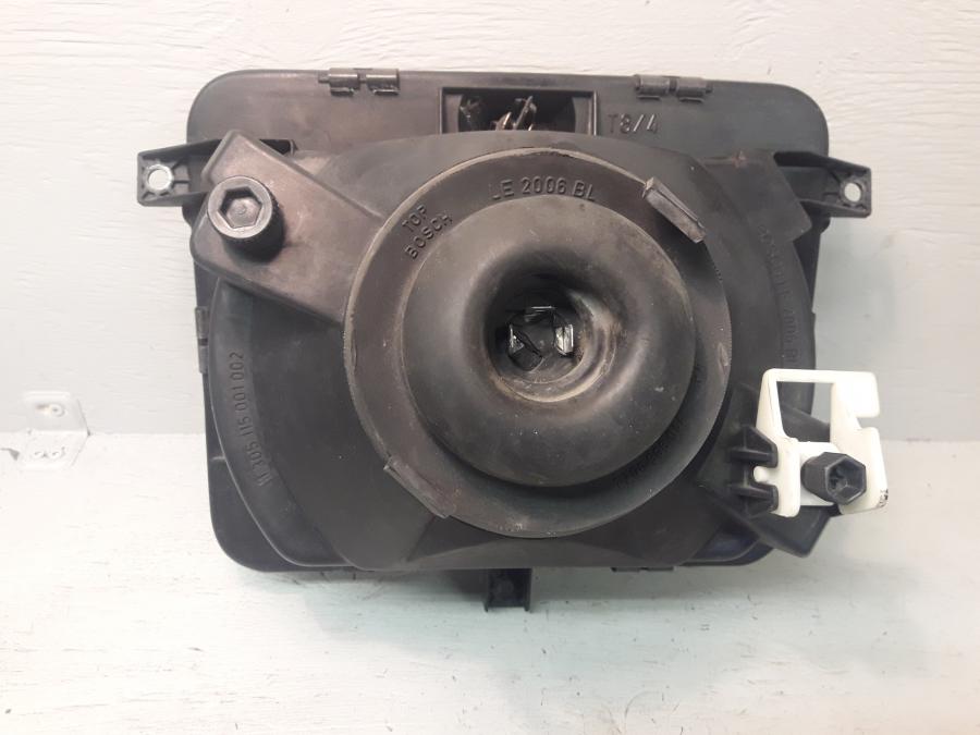 Baksidan på Strålkastare från en BMW K 100 RS -1991 motorcykel.