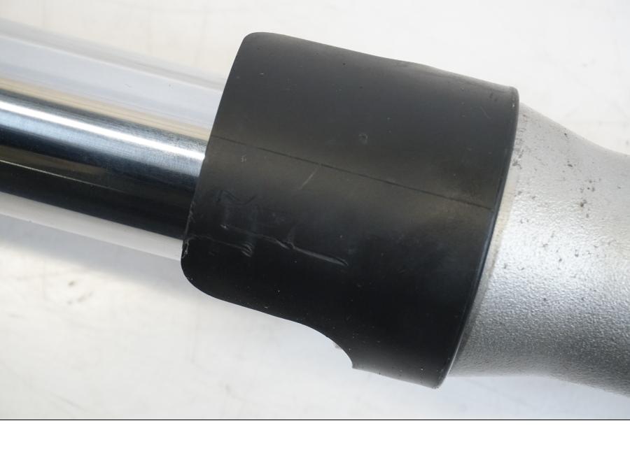 Extrabild5 på Gaffelben från en Honda VFR 800 -2003 motorcykel.