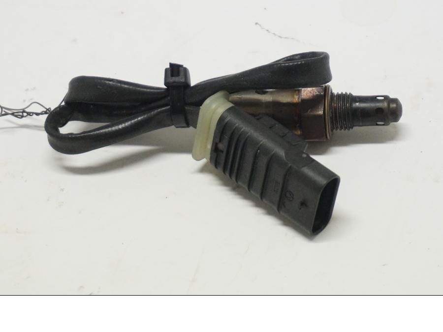 Baksidan på Lambdasond från en BMW R 1250 GS -2019 motorcykel.