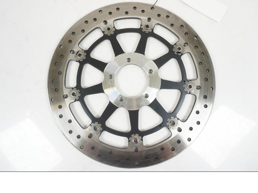 Snett uppifrån på Bromsskiva från en KTM 1290 Super Duke R EVO -2023 motorcykel.