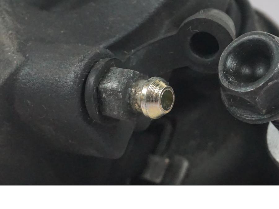 Baksidan på Bromsok från en Honda CBR 1100 XX -1999 motorcykel.