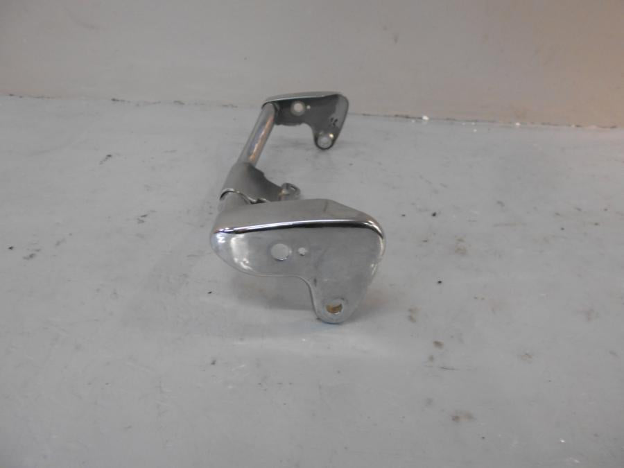 Höger sida på Blinkersfäste från en Kawasaki VN 1500 Classic Tourer -2002 motorcykel.