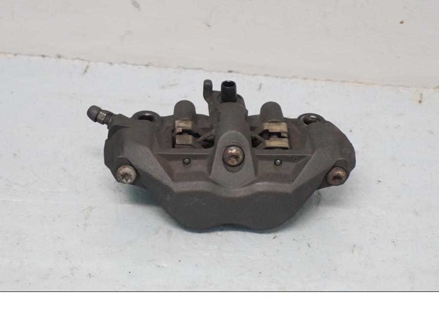 Baksidan på Bromsok från en Honda CBR 1000 RR -2004 motorcykel.