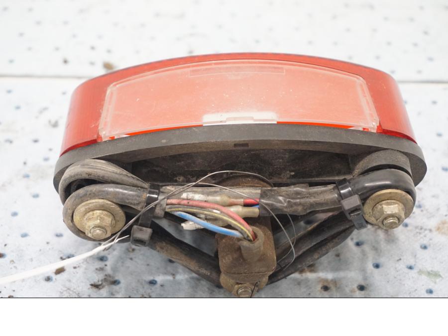 Baksidan på Baklampa från en Kawasaki EN 500 -1999 motorcykel.