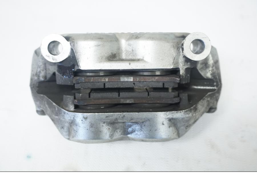 Snett uppifrån på Bromsok från en Ducati 848 -2010 motorcykel.