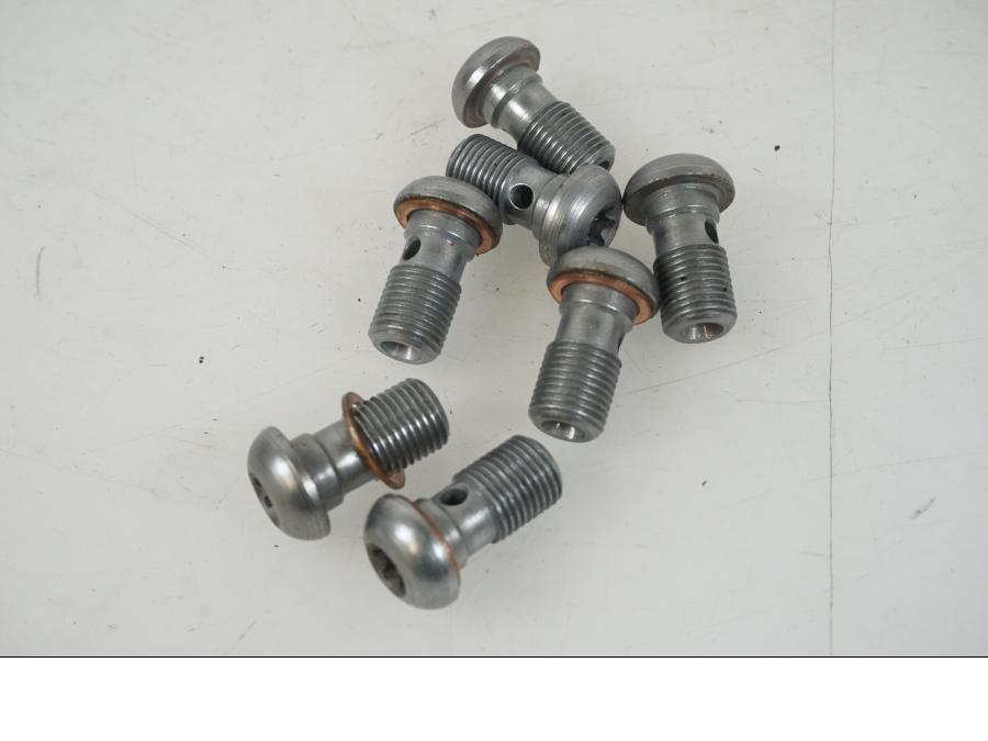 Framsidan på Bromsledning från en BMW F 750 GS -2019 motorcykel.