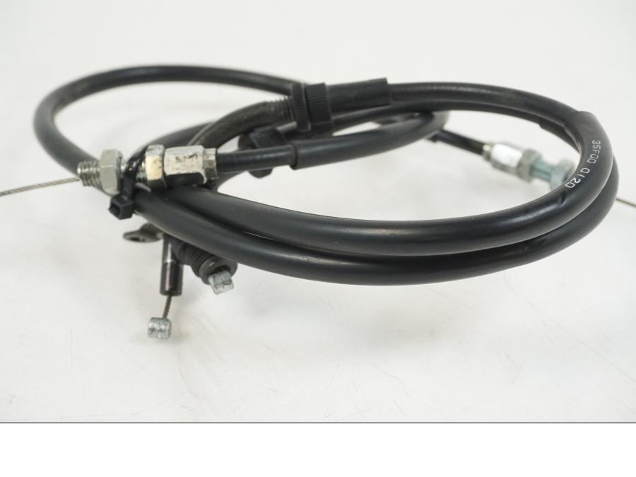 Extrabild2 på Gasvajer från en Suzuki GSX-R 750 -2001 motorcykel.