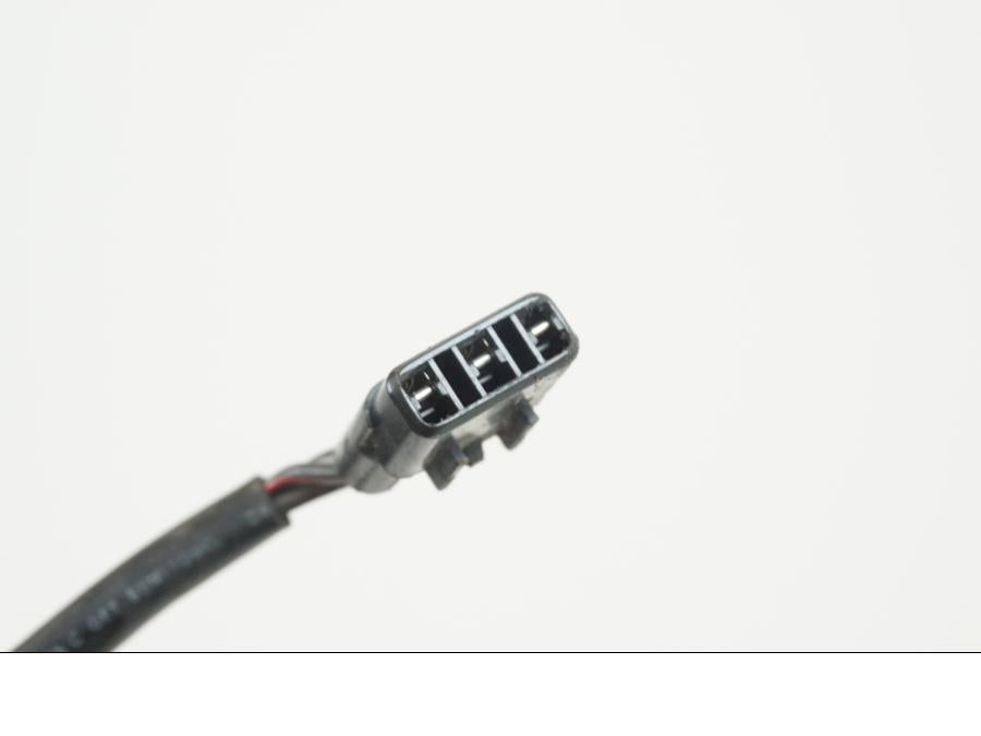 Extrabild2 på Hastighetsgivare från en Suzuki GSX-R 750 -2001 motorcykel.