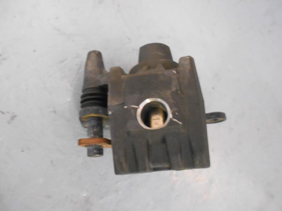 Höger sida på Bromsok från en Kawasaki Z 1000 -2019 motorcykel.