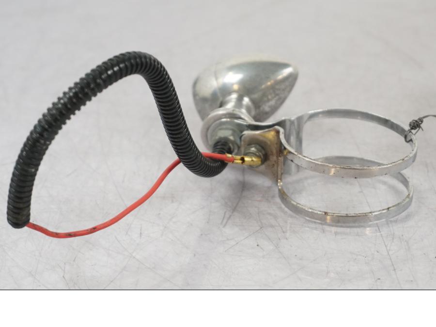 Höger sida på Blinkers från en Suzuki VZ 800 -2000 motorcykel.