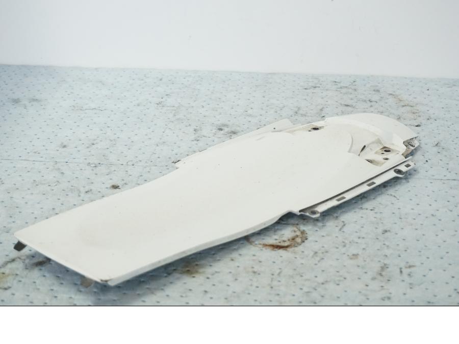 Extrabild2 på Undertail från en Suzuki GSX-R 1000 -2008 motorcykel.