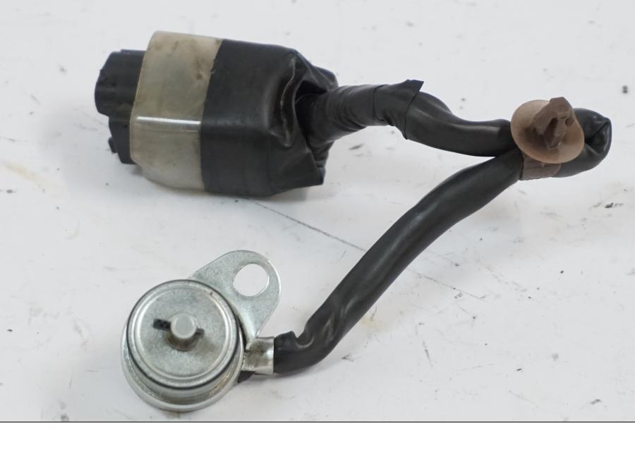 Snett uppifrÄn pÄ VÀxellÄdsgivare frÄn en Honda CB 650 R -2019 motorcykel.