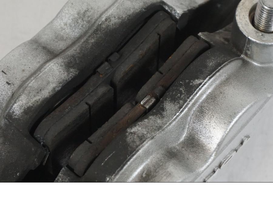 Extrabild1 på Bromsok från en Suzuki VZR 1800 -2009 motorcykel.