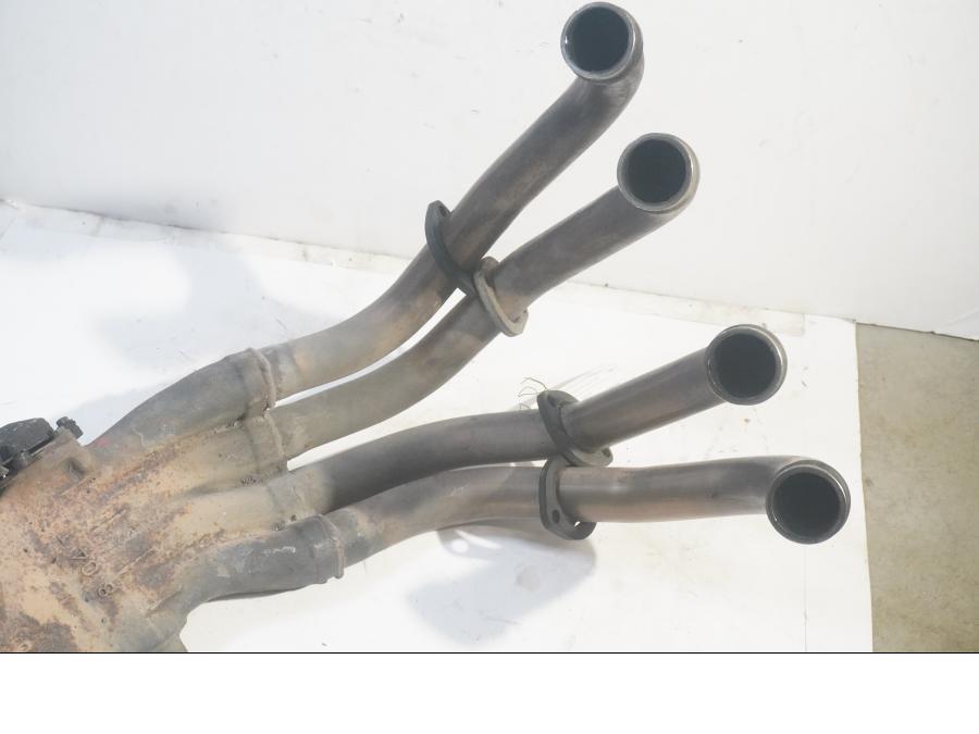 Höger sida pÄ Grenrör frÄn en Yamaha YZF 750 R -1994 motorcykel.