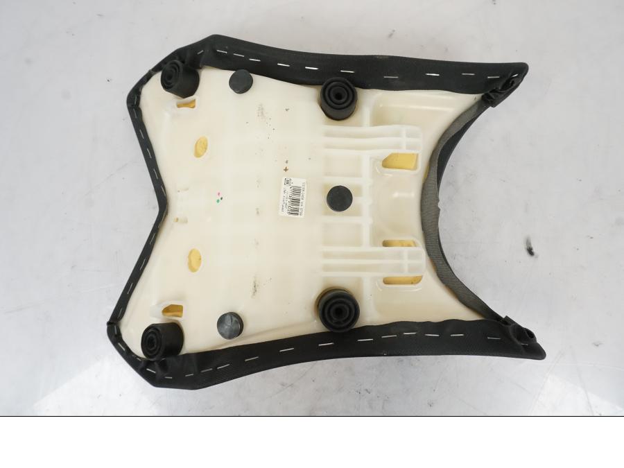 Extrabild1 på Sadel från en Kawasaki Z 800 -2014 motorcykel.