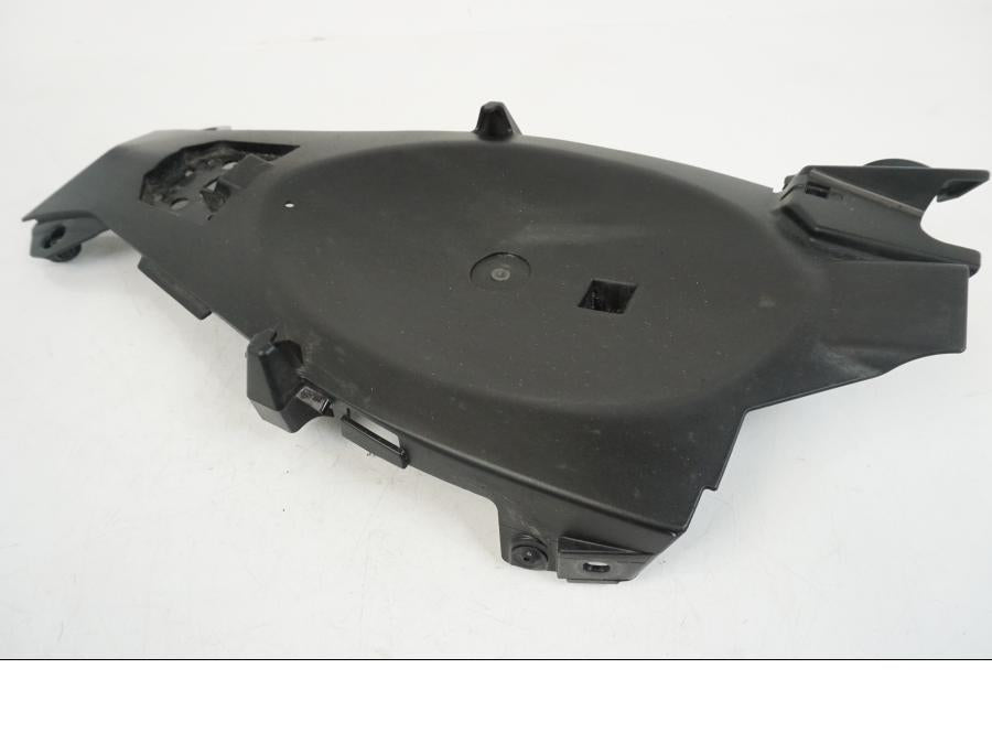 Extrabild4 på Undertail från en Kawasaki ER-6F -2016 motorcykel.