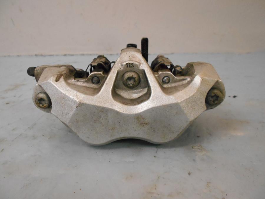 Baksidan på Bromsok från en Kawasaki VN 1600 Mean Streak -2007 motorcykel.