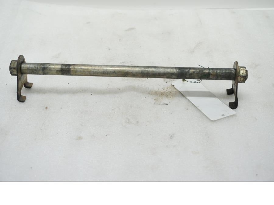 Framsidan pÄ Axel frÄn en Ducati Monster 900 -1998 motorcykel.