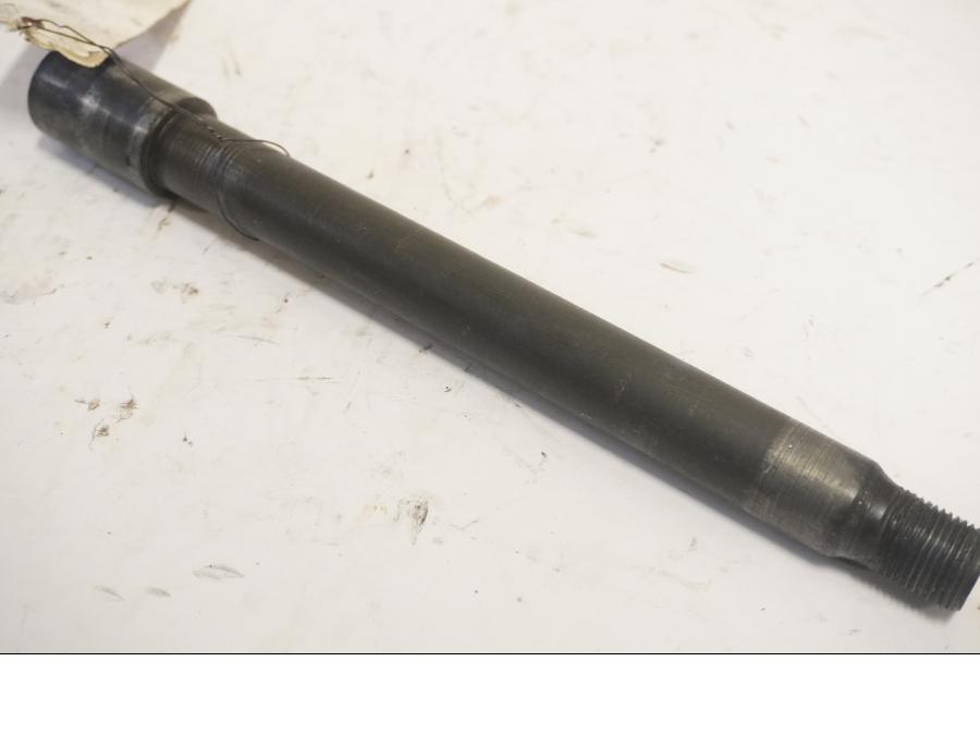 Framsidan på Axel från en Yamaha BT 1100 -2004 motorcykel.