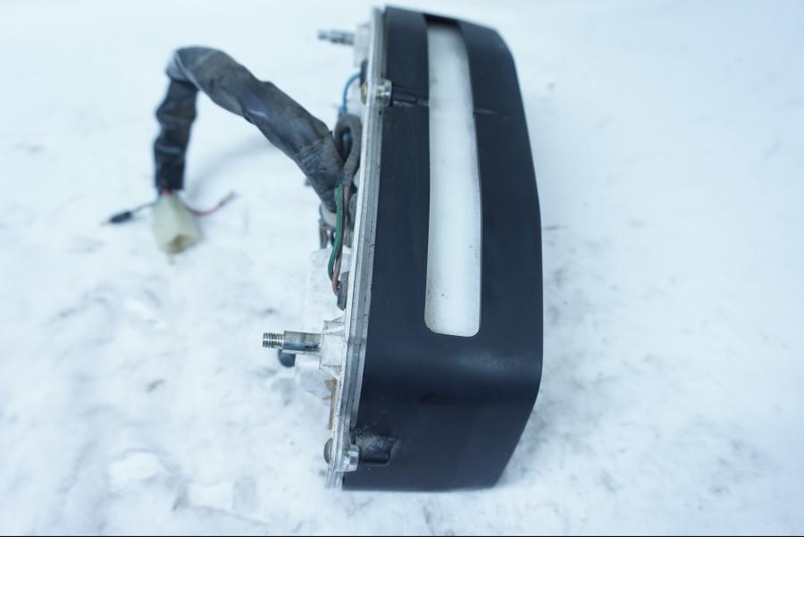 Snett nerifrÄn pÄ Instrumentpanel frÄn en Honda XL 600 V -1994 motorcykel.