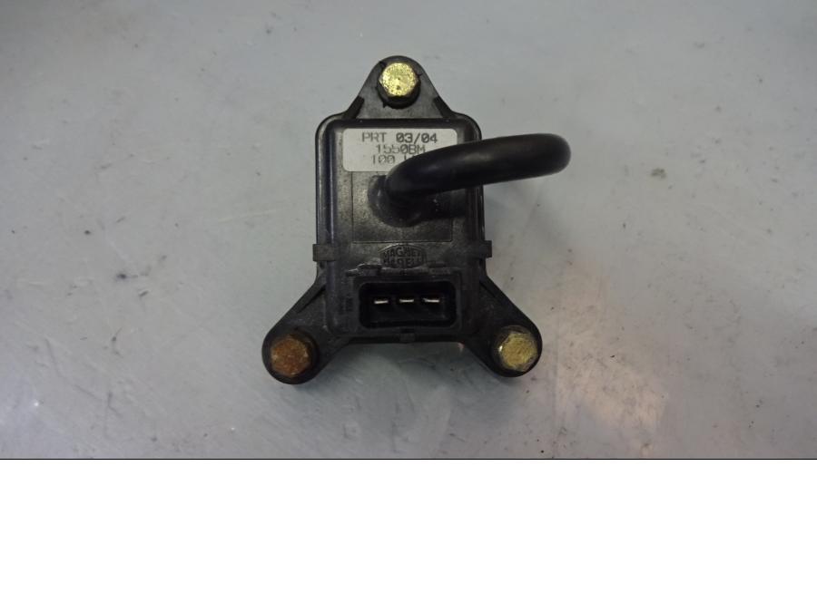 Framsidan på Mapsensor från en Ducati ST2 -2001 motorcykel.