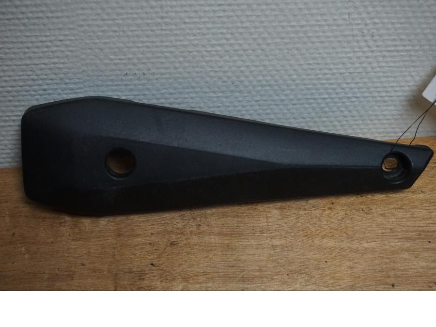 Framsidan på Sidopanel från en Yamaha FZ-8 -2011 motorcykel.