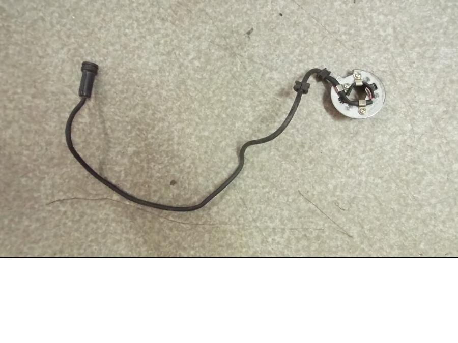 Vänster sida på Tändpickup från en BMW K 1100 LT -1996 motorcykel.