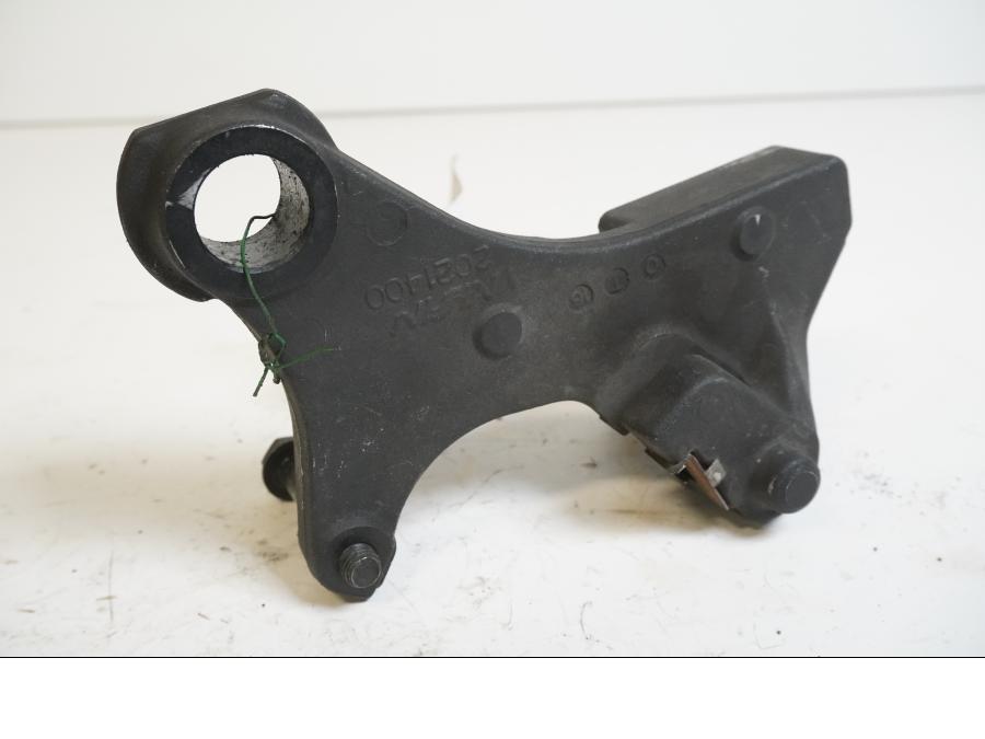 Baksidan på Bromsoksfäste från en Triumph Street Triple R -2011 motorcykel.