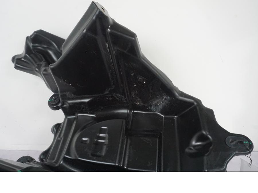 Extrabild6 på Bensintank från en Ducati Multistrada V4 -2024 motorcykel.