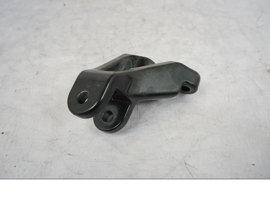 Snett uppifrån på Fotpinnefäste från en Triumph Bonneville T120 -2021 motorcykel.