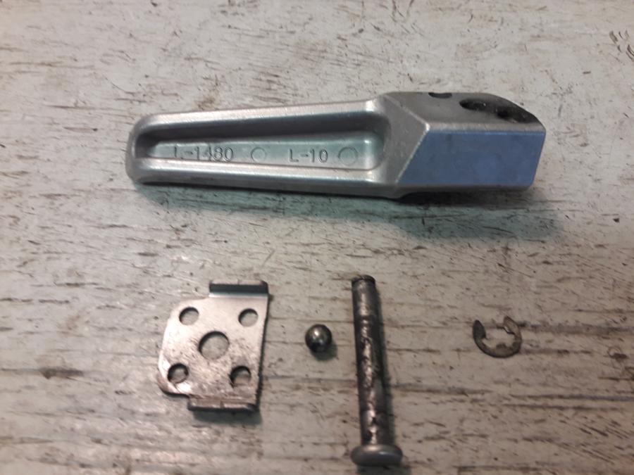 Baksidan på Fotpinne från en Kawasaki GTR 1400 -2012 motorcykel.