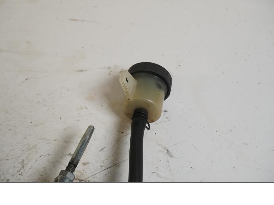 Höger sida på Bromshuvudcylinder från en KTM 690 SM -2008 motorcykel.