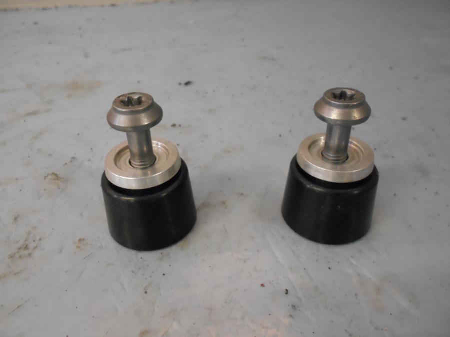 Framsidan pÄ Styrvikt frÄn en BMW R 1200 GSA -2018 motorcykel.