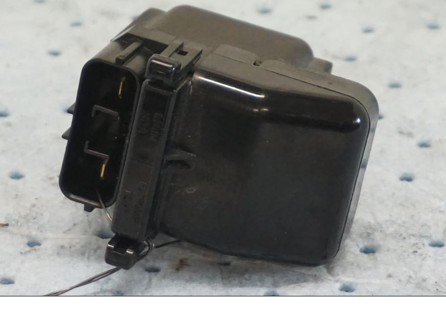 Framsidan på Startrelä från en Kawasaki Z 900 -2019 motorcykel.