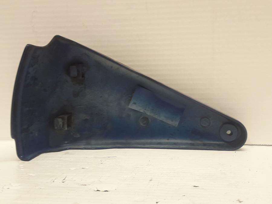 Baksidan på Sidopanel från en Kawasaki VN 800 -1995 motorcykel.