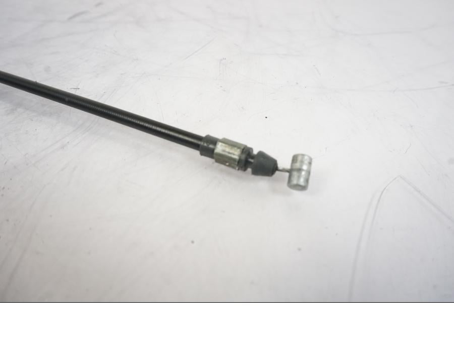 Snett uppifrån på Sadellåsmekanism från en KTM 790 Duke -2019 motorcykel.