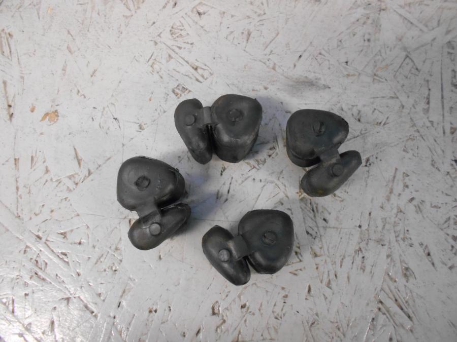 Framsidan på Ryckutjämnare från en Honda CBR 125 R -2006 motorcykel.