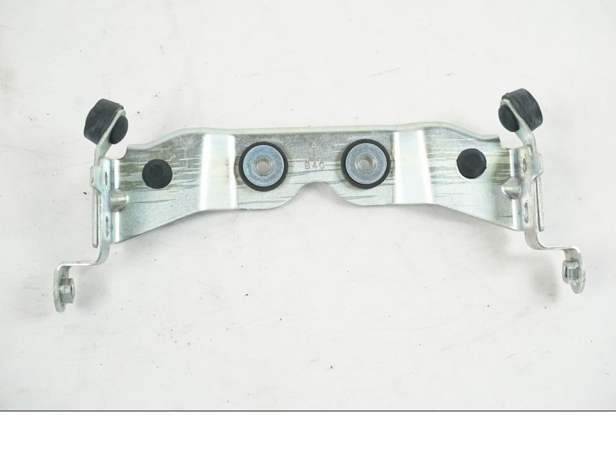 Vänster sida på Bensintankfäste från en Yamaha MT-07 -2019 motorcykel.