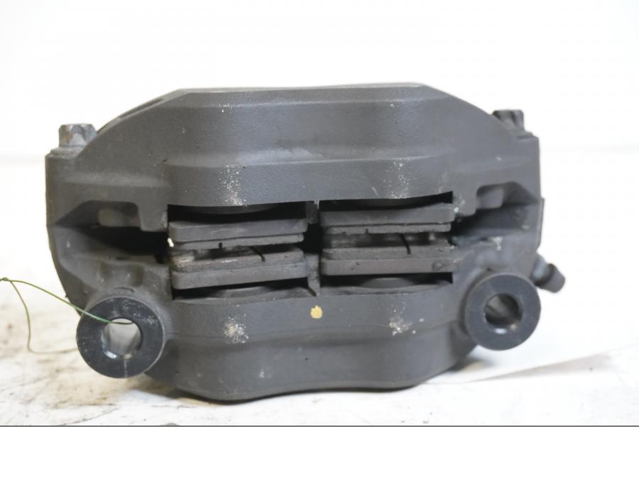 Höger sida på Bromsok från en Kawasaki ZZ-R 1400 -2007 motorcykel.