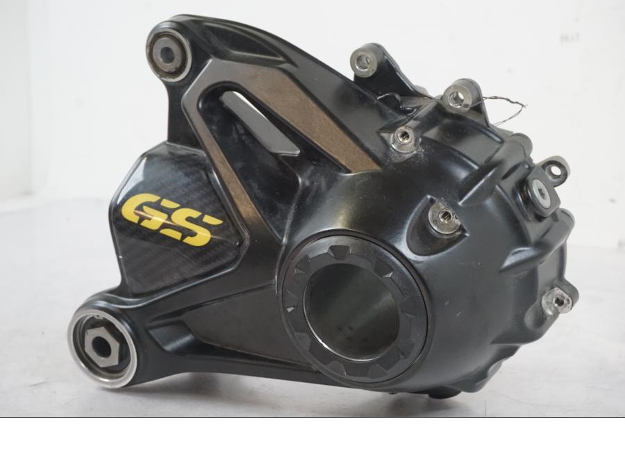 Framsidan på Slutväxel från en BMW R 1250 GS -2021 motorcykel.
