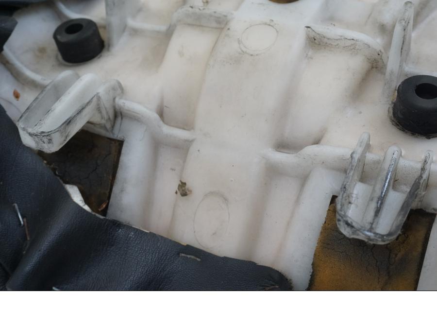 Extrabild6 på Sadel från en Honda CB 750 -2002 motorcykel.