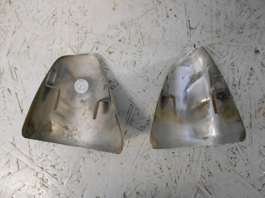 Höger sida på Ljuddämpardekor från en Triumph Speed Triple -2011 motorcykel.