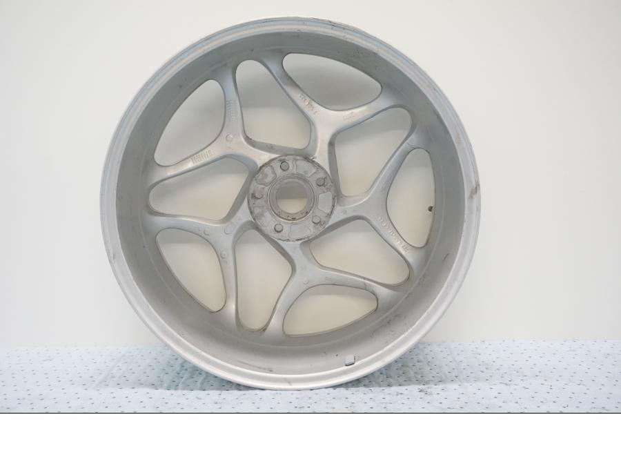 Baksidan pÄ FÀlg frÄn en BMW F 800 ST -2007 motorcykel.